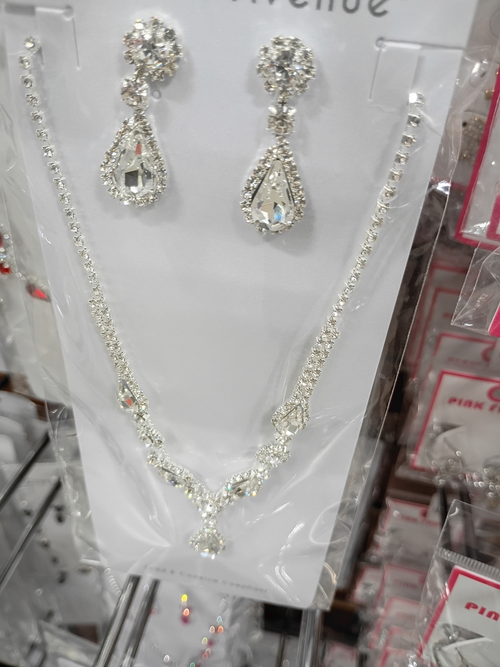 Crystal Teardrop Necklace and Earrings Set - Silver